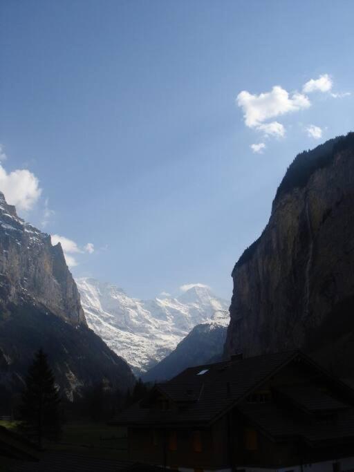 Charming Penthouse Lauterbrunnen Exterior foto