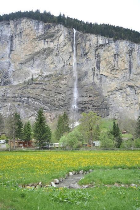 Charming Penthouse Lauterbrunnen Exterior foto