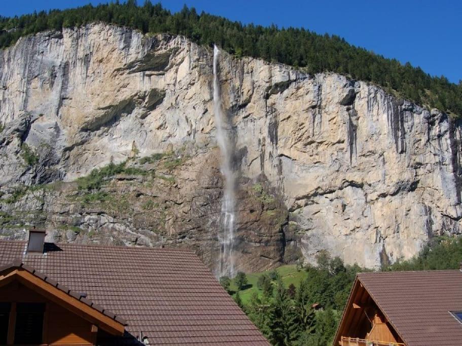 Charming Penthouse Lauterbrunnen Exterior foto