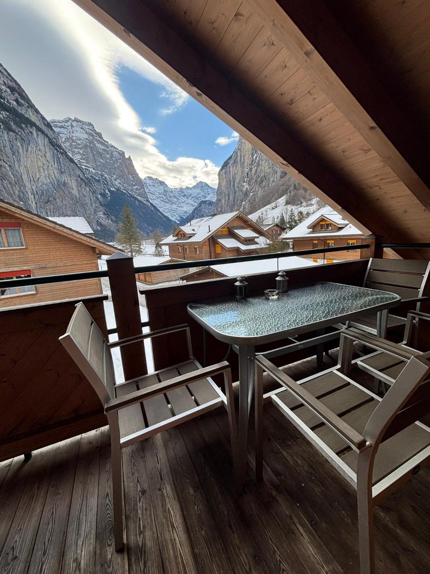 Charming Penthouse Lauterbrunnen Exterior foto
